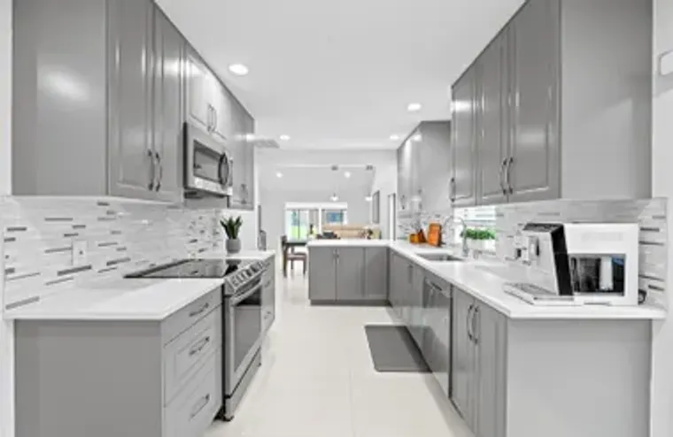 8020 EASTLAKE DR # 11A, BOCA RATON, FL, ..., Boca Raton, FL 33433