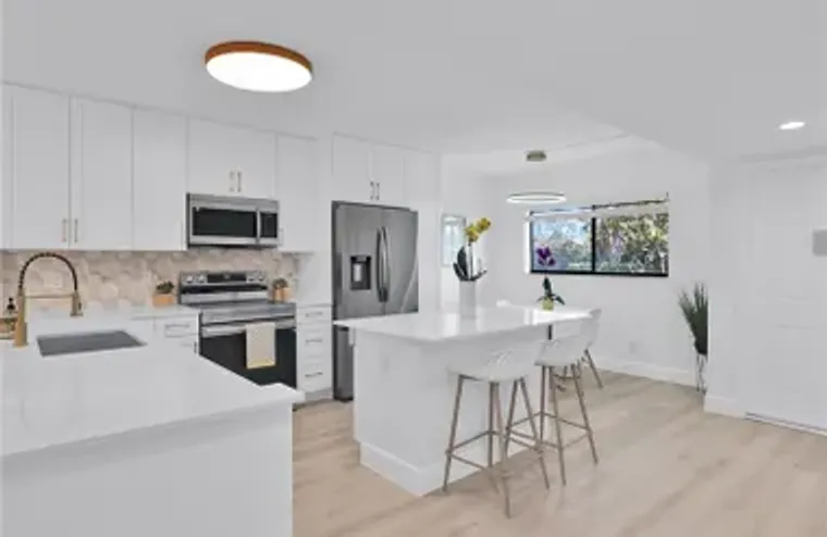 15461 PEMBRIDGE 112 DR 112, DELRAY BEACH..., Delray Beach, FL 33484