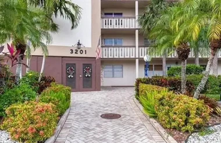 3201 PORTOFINO PT E3, COCONUT CREEK, FL,..., Coconut Creek, FL 33066