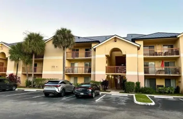 7630 WESTWOOD DR 321, TAMARAC, FL, 33321, Tamarac, FL 33321