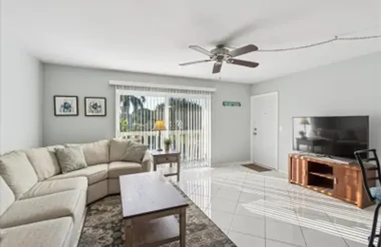 95 NORTH BLVD APT 2B, BOYNTON BEACH, FL,..., Boynton Beach, FL 33435