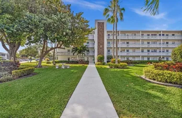 3021 SWANSEA B # 3021, DEERFIELD BEACH, ..., Deerfield Beach, FL 33442