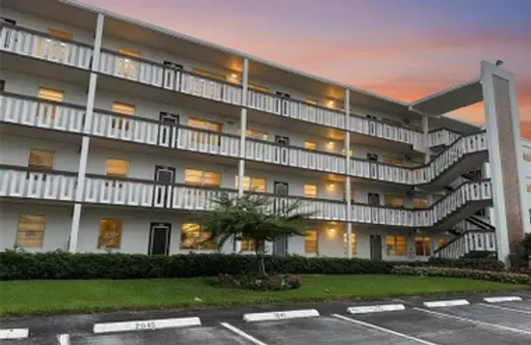 3041 HYTHE C # 3041, BOCA RATON, FL, 334..., Boca Raton, FL 33434