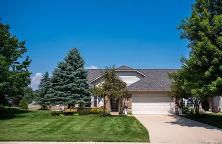 27900 PARADISE LN # 1, BROWNSTOWN TWP, M..., Brownstown Twp, MI 48134