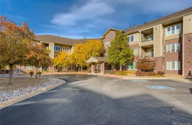 2896 W RIVERWALK CIR A109, LITTLETON, CO..., Littleton, CO 80123
