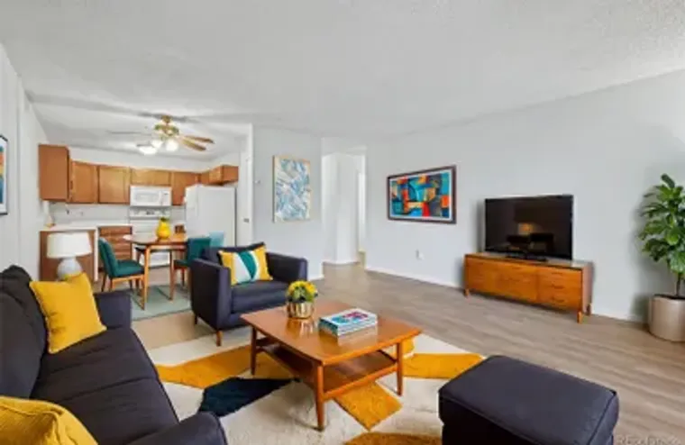 3184 S HEATHER GARDENS WAY APT 207, AURO..., Aurora, CO 80014