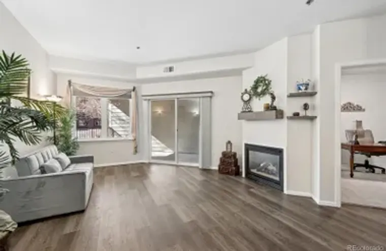 2896 W RIVERWALK CIR A109, LITTLETON, CO..., Littleton, CO 80123