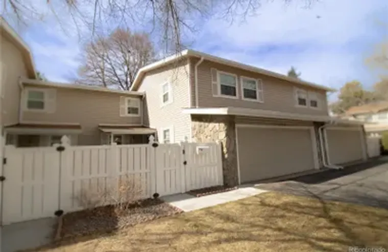 2752 S HEATHER GARDENS WAY 13, AURORA, C..., Aurora, CO 80014