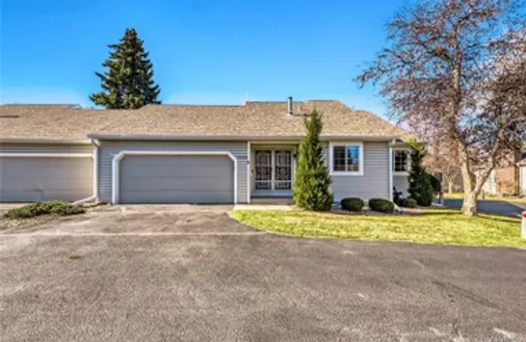 2824 S HEATHER GARDENS WAY B, AURORA, CO..., Aurora, CO 80014