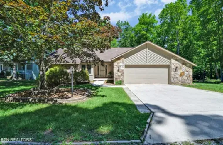 116 ROLLING GREEN DR, CROSSVILLE, TN, 38..., Crossville, TN 38558