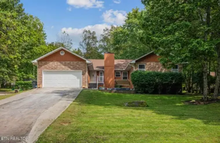 143 ROLLING GREEN DR, CROSSVILLE, TN, 38..., Crossville, TN 38558