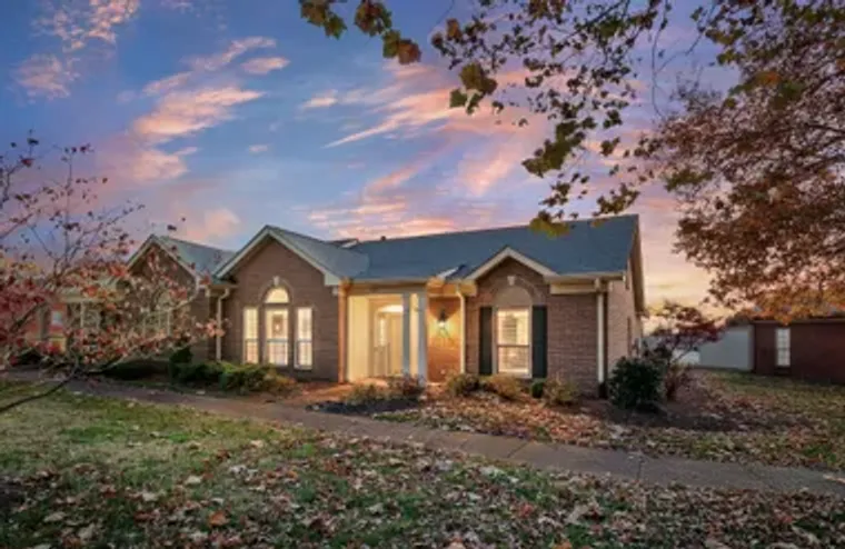 8002 SUNRISE CIR, FRANKLIN, TN, 37067, Franklin, TN 37067