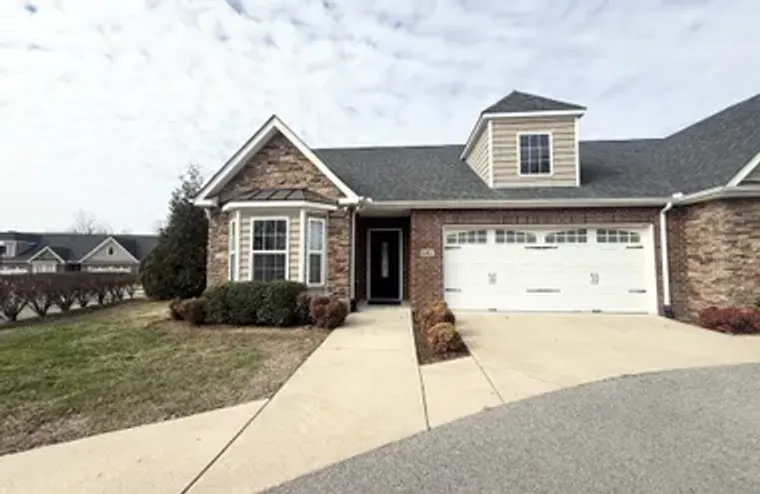 395 DEVON CHASE HL UNIT 6401, GALLATIN, ..., Gallatin, TN 37066