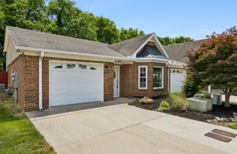 406 FOREST GLEN CIR, MURFREESBORO, TN, 3..., Murfreesboro, TN 37128