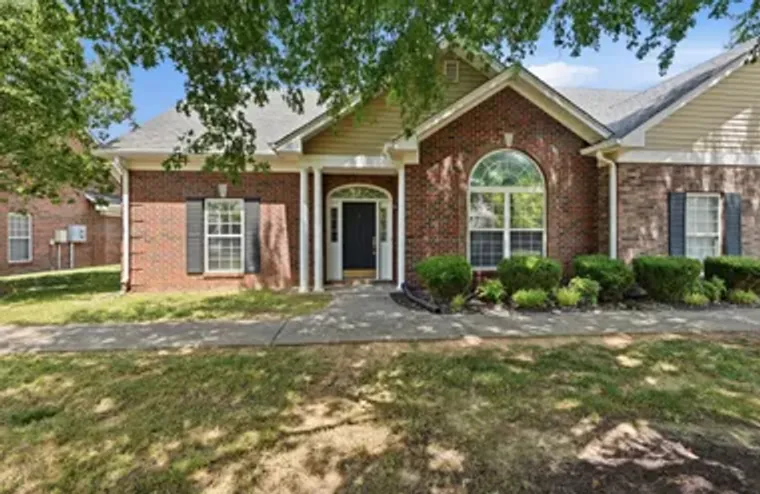 2 HOSIER CT, LEBANON, TN, 37087, Lebanon, TN 37087