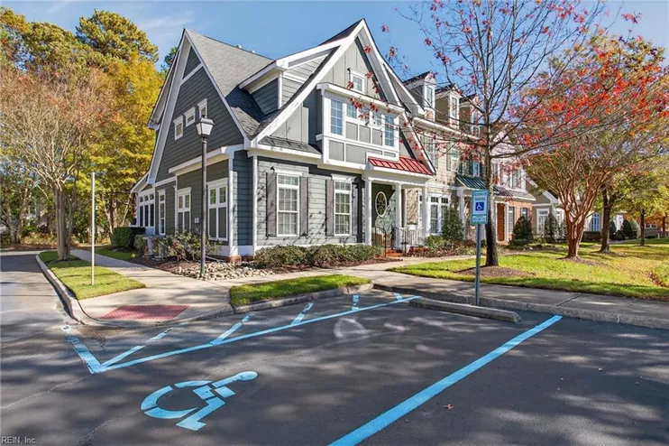 1072 CRANBERRY DR, CHESAPEAKE, VA, 23320, Chesapeake, VA 23320
