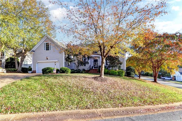 159 NOTTINGHAMSHIRE, WILLIAMSBURG, VA, 2..., Williamsburg, VA 23188