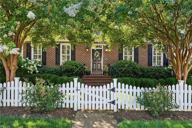 200 PORTSTEWART, WILLIAMSBURG, VA, 23188, Williamsburg, VA 23188