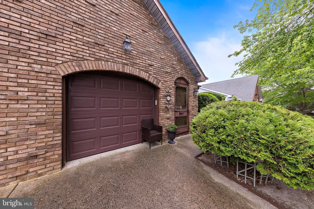 Property Slideshow image 1 of 38 | 22 fir rd, Manahawkin, NJ, 08050