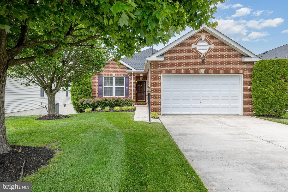 Property Slideshow image 1 of 53 | 3839 mulberry point ct, Dumfries, VA, 22025