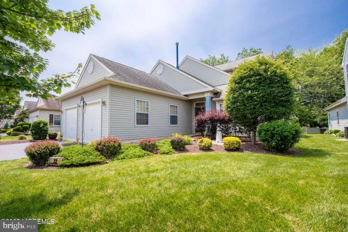 Property Slideshow image 1 of 98 | 221 valencia dr, Monroe Township, NJ, 08831