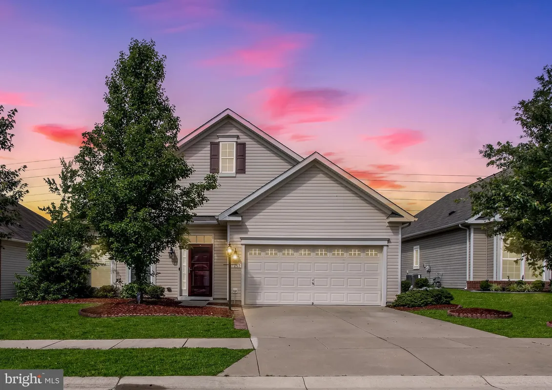 Property Slideshow image 1 of 54 | 11257 yellowstone ct, White Plains, MD, 20695