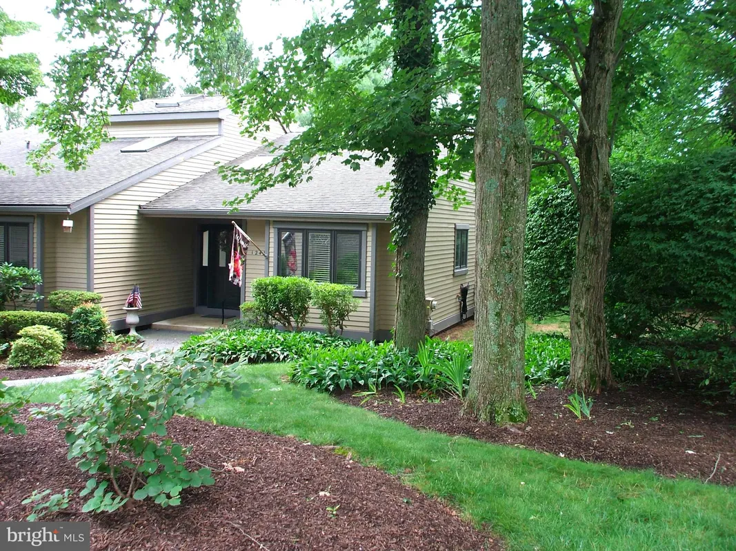 Property Slideshow image 1 of 35 | 1243 princeton ln # 1243, West Chester, PA, 19380