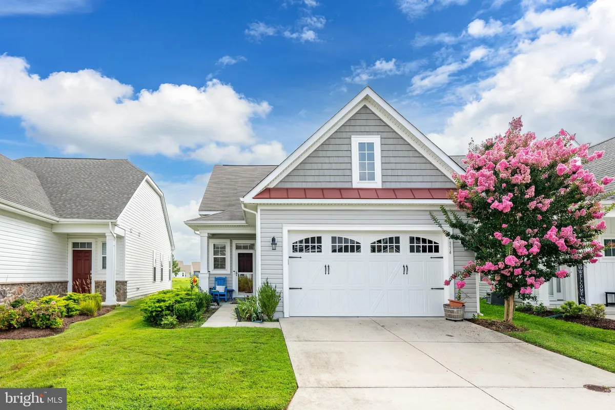 Property Slideshow image 1 of 35 | 134 waterside dr, Bridgeville, DE, 19933