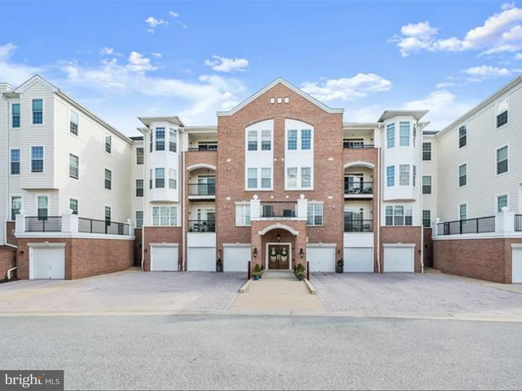 Property Slideshow image 1 of 40 | 7325 brookview rd 305, Elkridge, MD, 21075