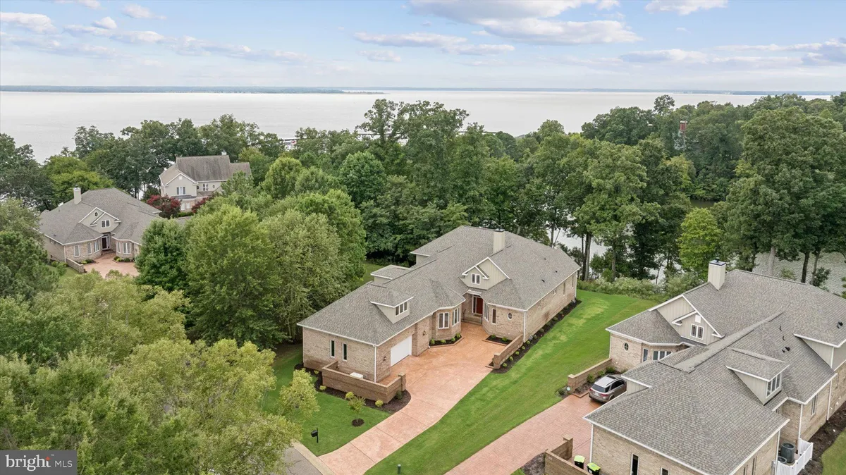 Property Slideshow image 1 of 40 | 424 rivers edge, Williamsburg, VA, 23185