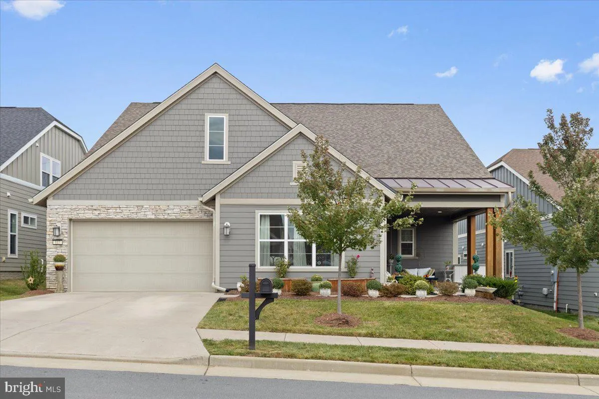 Property Slideshow image 1 of 73 | 117 mallard dr, Lake Frederick, VA, 22630