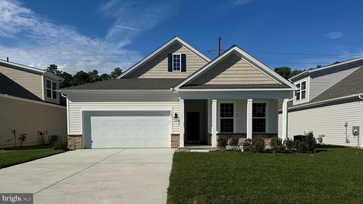 Property Slideshow image 1 of 56 | 123 hilton head ct, Egg Harbor Township, NJ, 08234