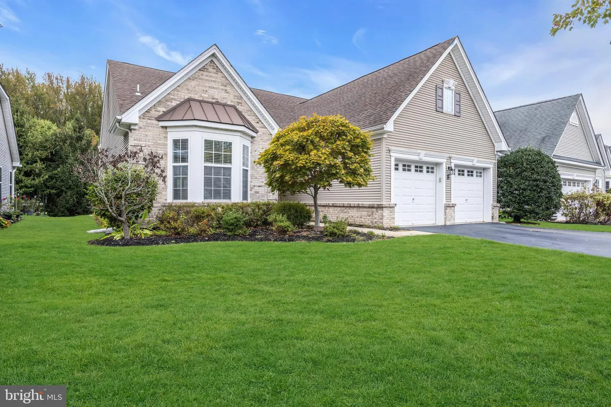 Property Slideshow image 1 of 31 | 8 barbados ct, Hamilton, NJ, 08691