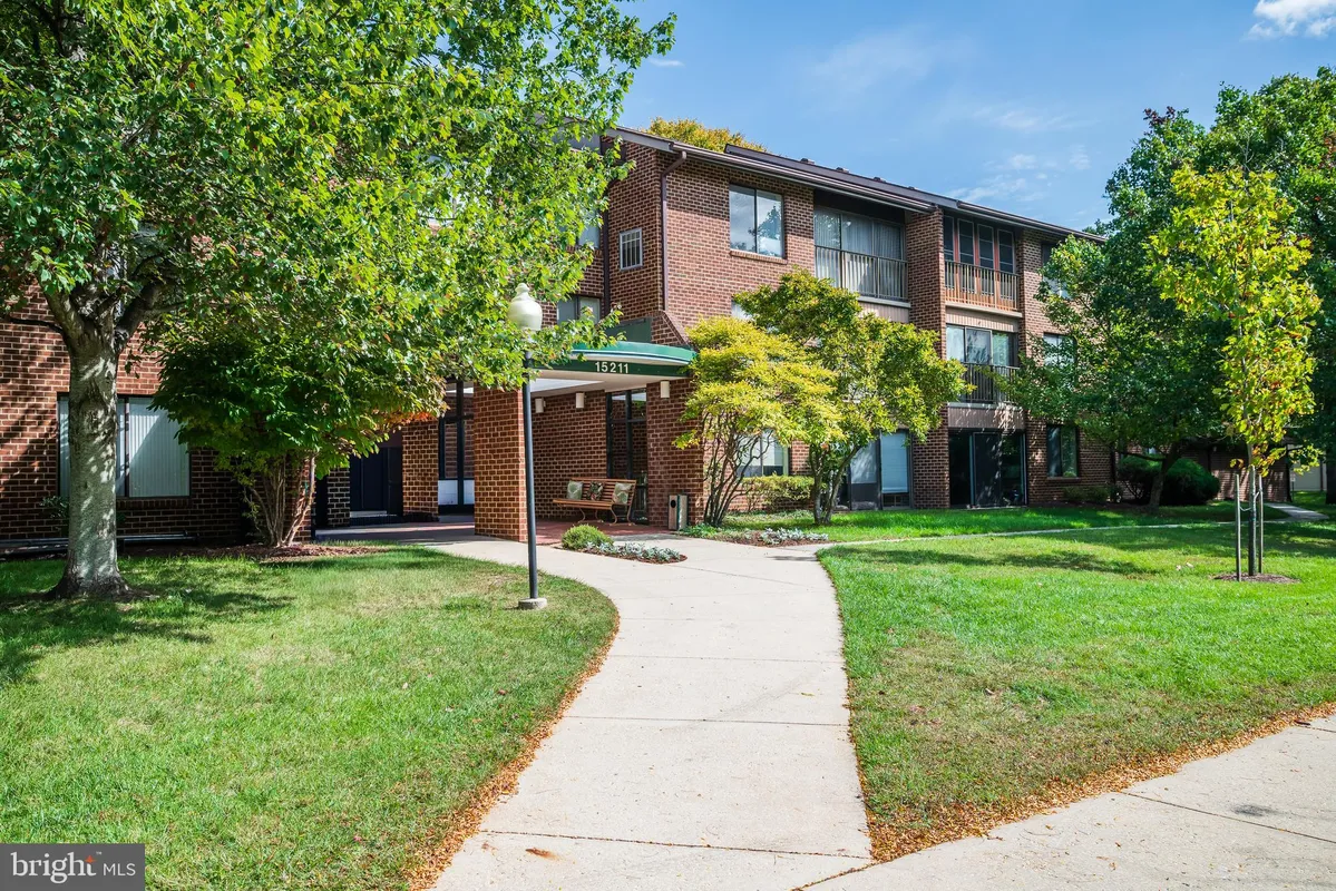 Property Slideshow image 1 of 42 | 15211 elkridge way 94-2f, Silver Spring, MD, 20906