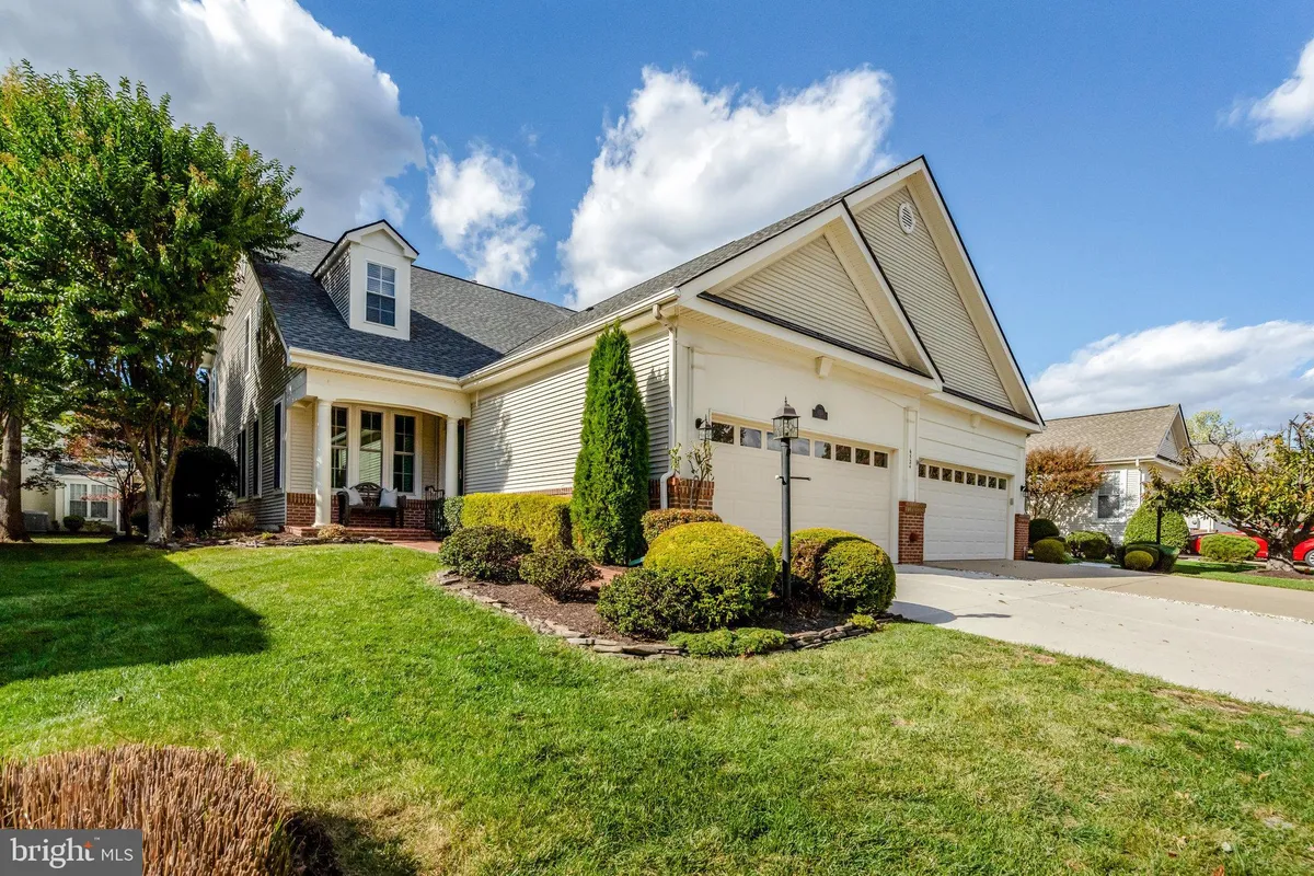 Property Slideshow image 1 of 55 | 6524 box elder loop, Gainesville, VA, 20155