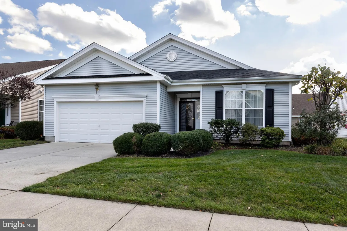 Property Slideshow image 1 of 37 | 22 shelly st, Sicklerville, NJ, 08081