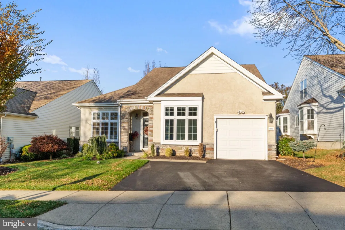 Property Slideshow image 1 of 49 | 1017 conway ct, Warwick, PA, 18974