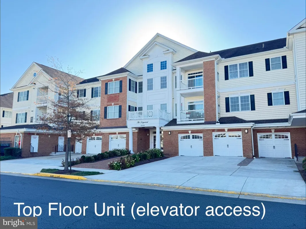 Property Slideshow image 1 of 17 | 15100 heather mill ln apt 407, Haymarket, VA, 20169