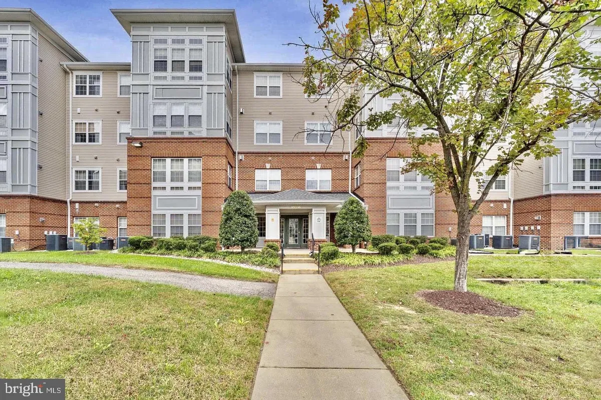 Property Slideshow image 1 of 1 | 13216 fox bow dr 202, Upper Marlboro, MD, 20774