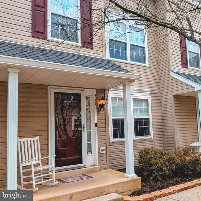 Property Slideshow image 1 of 38 | 311 goldenrod ct 175, Warrington, PA, 18976