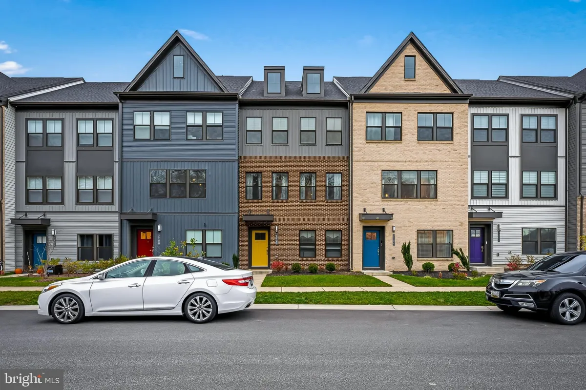 Property Slideshow image 1 of 50 | 7206 sprouse ct, Glen Burnie, MD, 21060