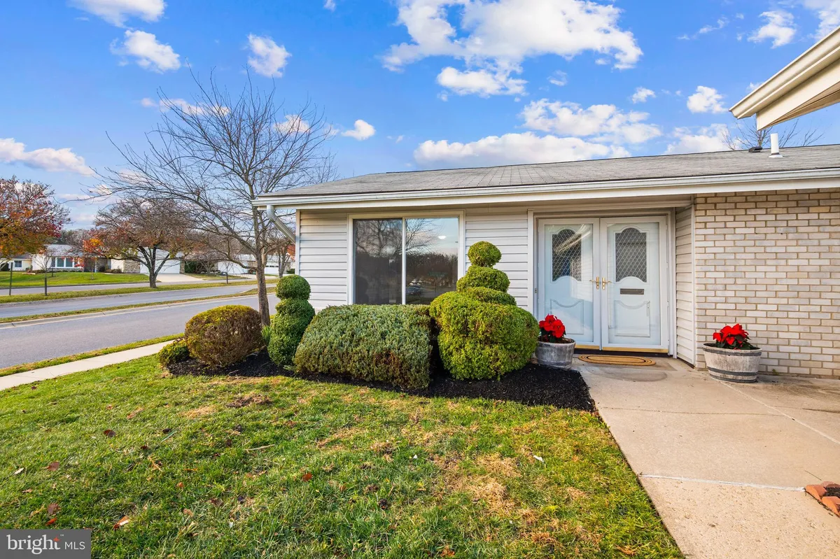 Property Slideshow image 1 of 33 | 15561 prince frederick way # 114-a, Silver Spring, MD, 20906