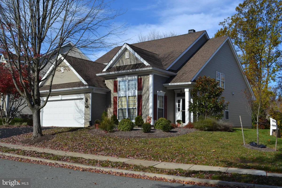 Property Slideshow image 1 of 95 | 40 brentwood rd, Upper Chichester, PA, 19061