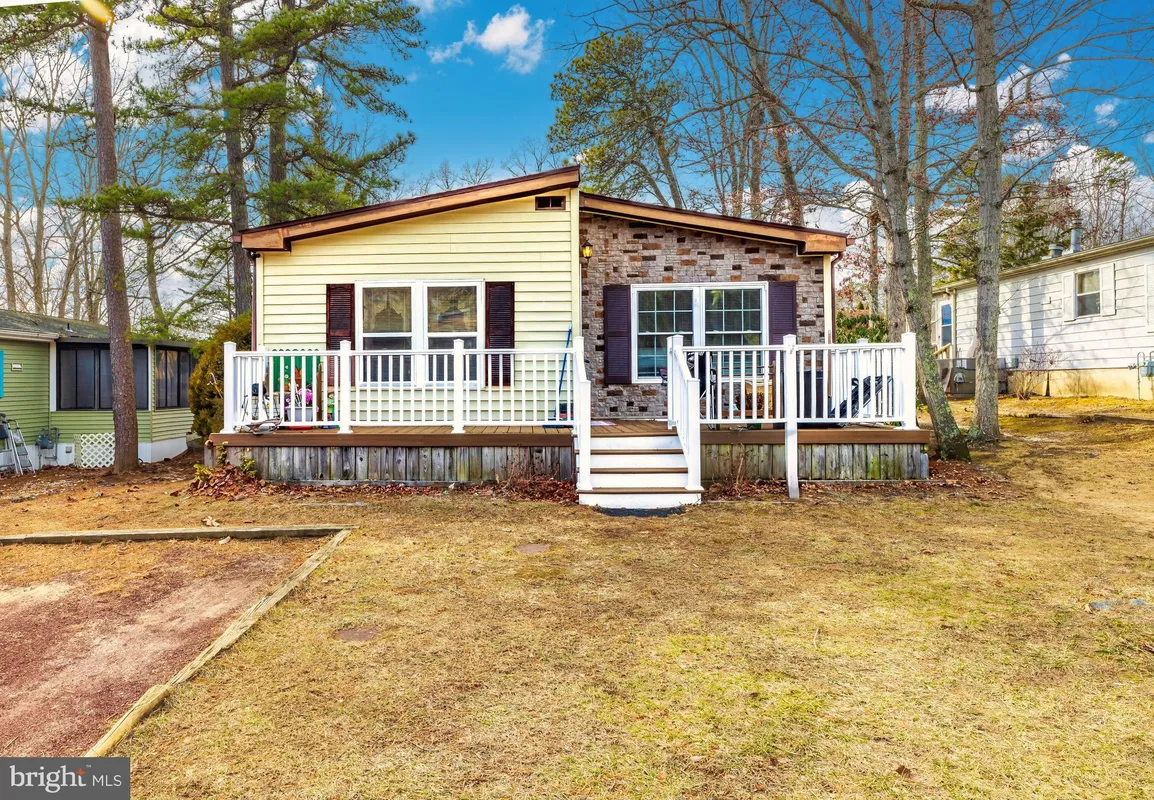 Property Slideshow image 1 of 20 | 16 holly ct, Mays Landing, NJ, 08330