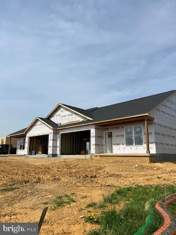 Property Slideshow image 1 of 1 | 11798 mystic rock ln s, Waynesboro, PA, 17268