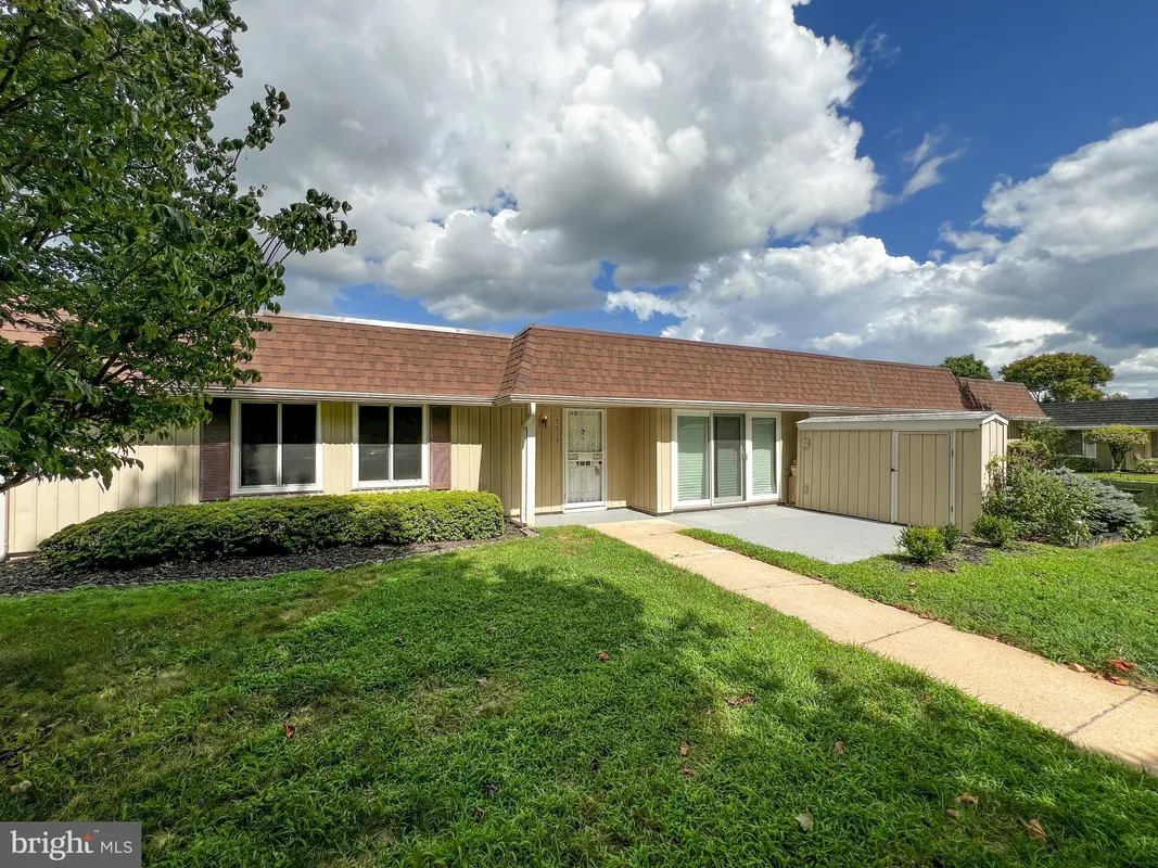 Property Slideshow image 1 of 33 | 15015 haslemere ct, Silver Spring, MD, 20906