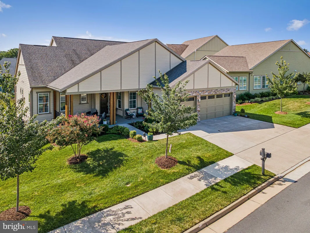 Property Slideshow image 1 of 81 | 102 phoebe ct, Lake Frederick, VA, 22630