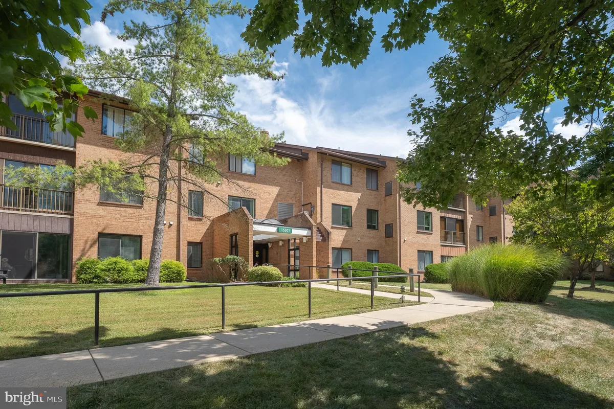 Property Slideshow image 1 of 44 | 15301 pine orchard dr 86-3e, Silver Spring, MD, 20906