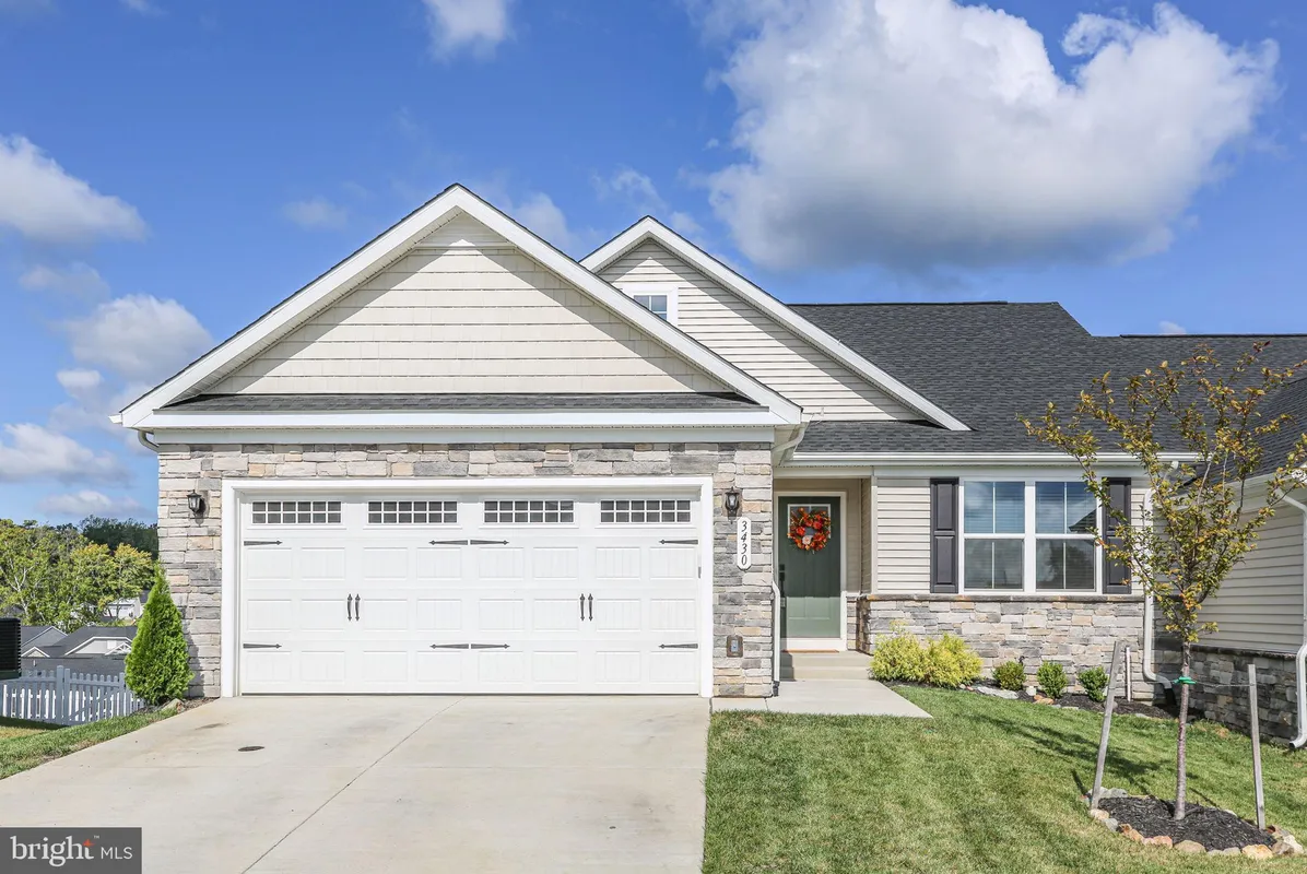 Property Slideshow image 1 of 38 | 3430 azalea rd, Locust Grove, VA, 22508