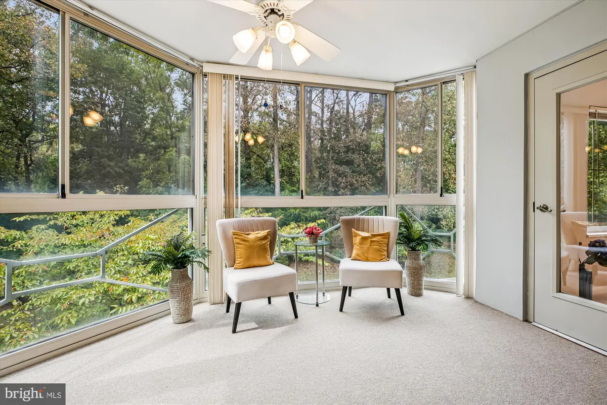 Property Slideshow image 1 of 39 | 14809 pennfield cir 315, Silver Spring, MD, 20906